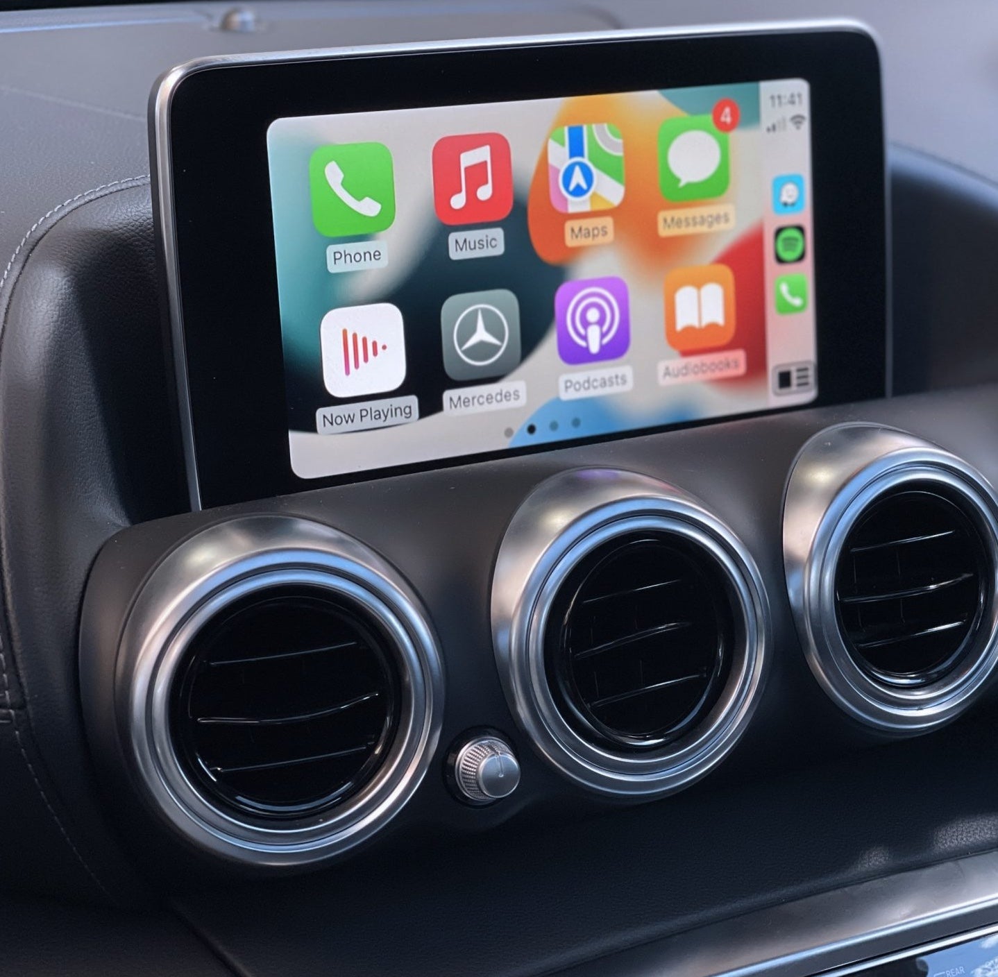 Mercedes AMG GT Wireless CarPlay & Android Auto Interface