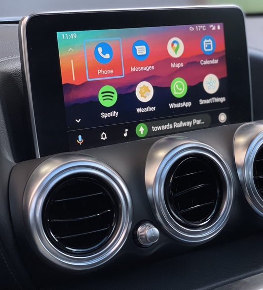 Mercedes AMG GT Wireless CarPlay & Android Auto Interface