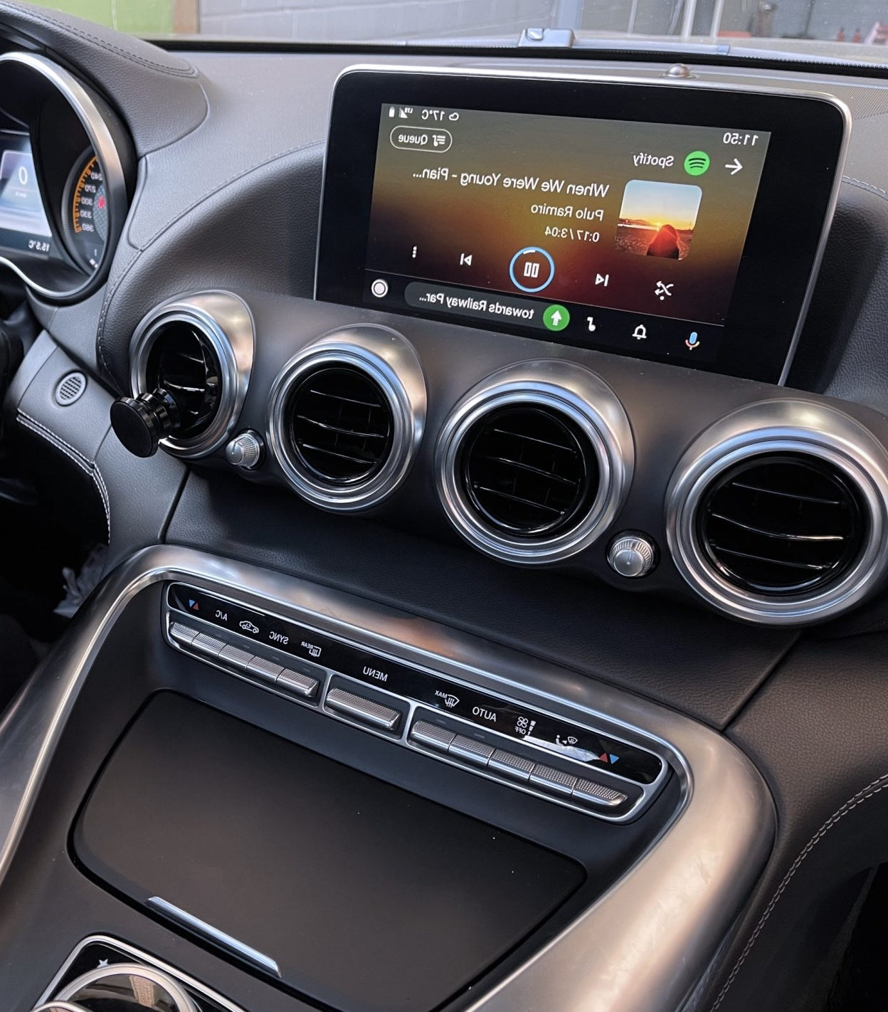 Mercedes AMG GT Wireless CarPlay & Android Auto Interface