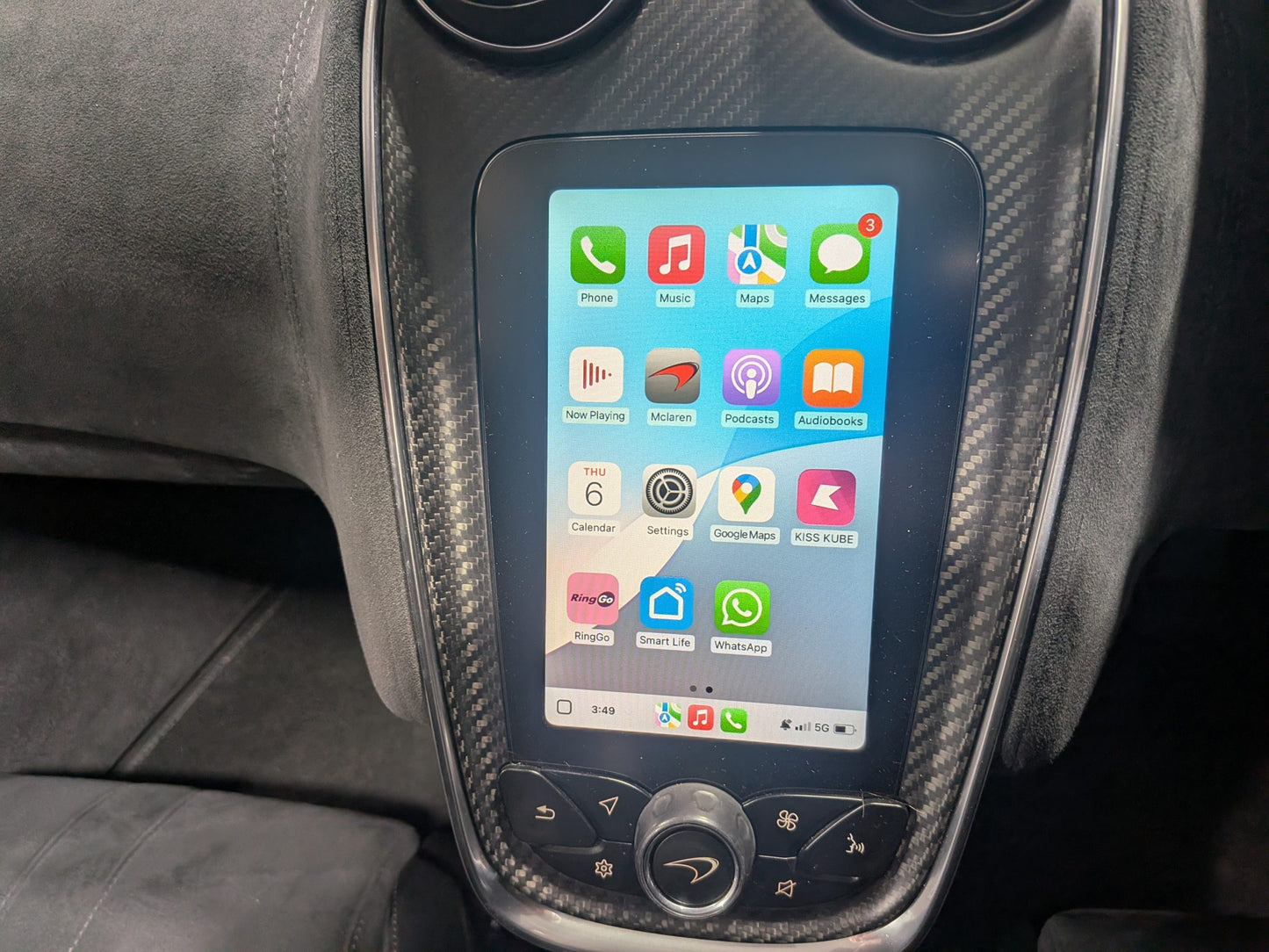 Mclaren 570s Wireless Carplay & Android Auto Interface